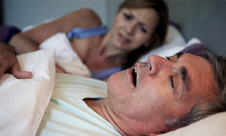 Søvnapnø og snorken hos mænd: sådan kender du forskellen